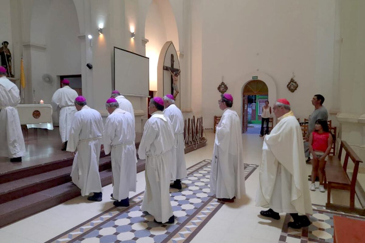 Los obispos de la Región Centro rezan por la salud del papa Francisco desde el Santuario del Cura Brochero. (Diócesis de Cruz del Eje)