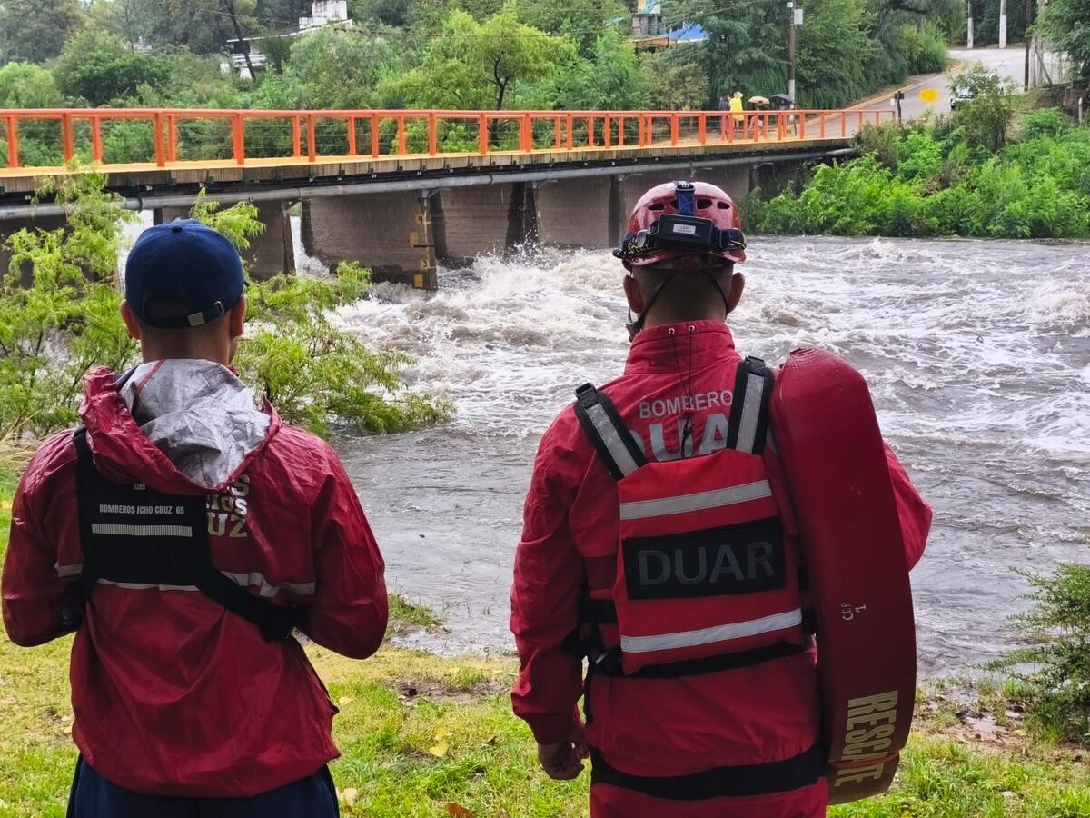 Ríos crecidos por las lluvias este jueves en Córdoba.