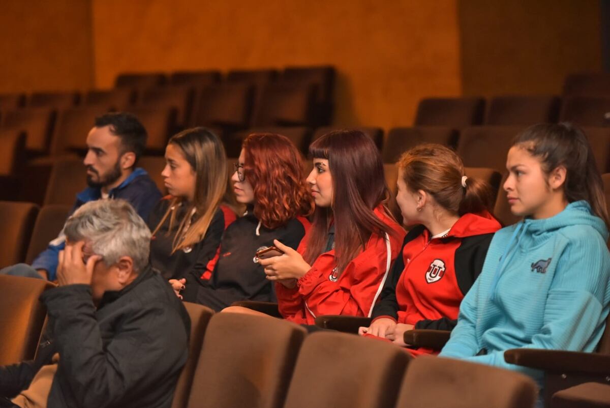En el Auditorio de La Voz se presentó la 35ª edición del Seven del Fin del Mundo. (Facundo Luque / La Voz)