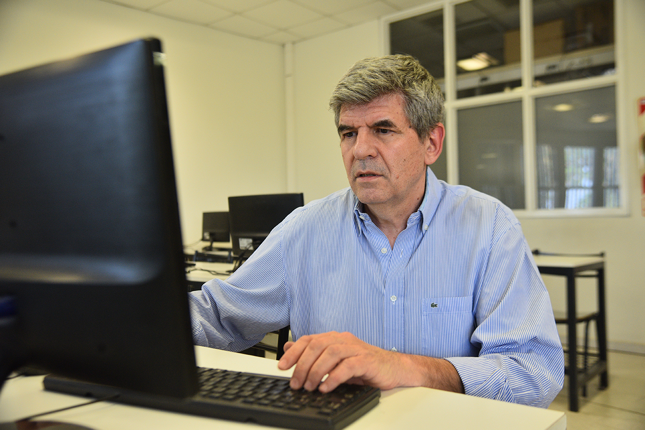 Francisco Tamarit docente de la Facultad de matematica astronomia y fisica. Famaf Foto: (Pedro Castillo / La Voz)