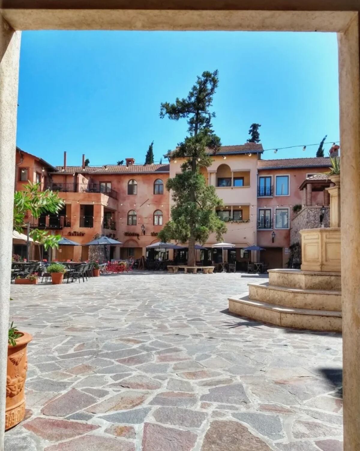 La “Toscana” bonaerense: el pueblo medieval oculto a media hora de CABA para una escapada ideal.