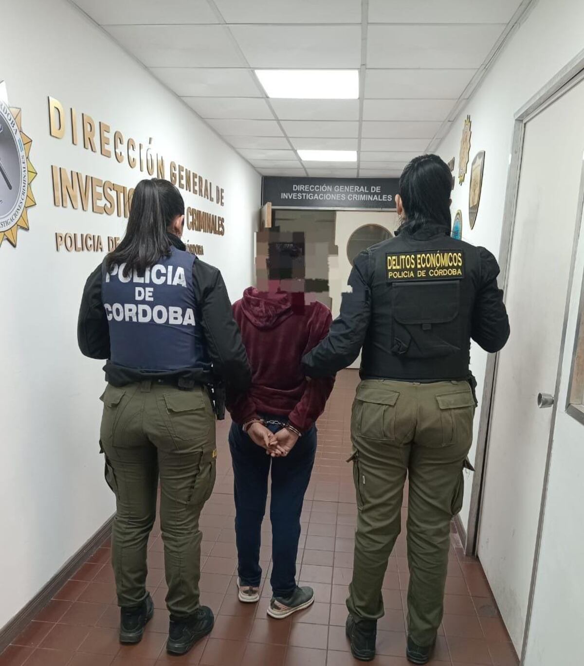 Detenidos y secuestro de dinero y varios elementos. (Policía)