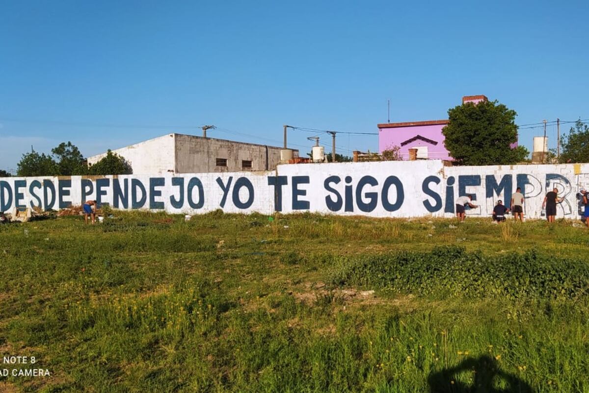 El mural de Talleres en Villa Boedo fue realizado por hinchas de 10 barrios diferentes de Córdoba.