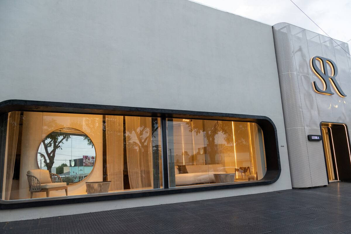 Showroom de Sierra en Av. Rafael Nuñez.