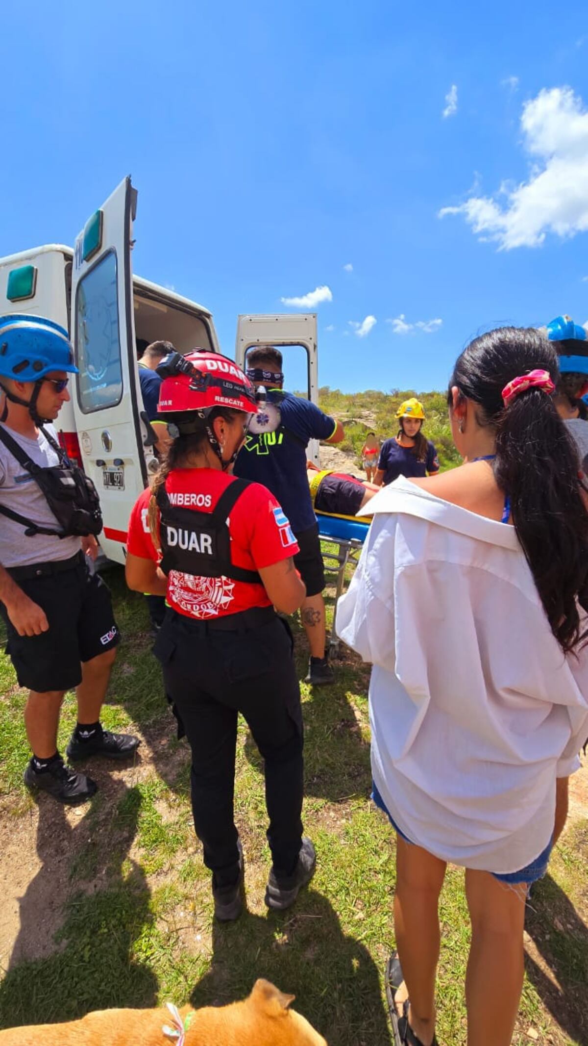 Mina Clavero: un turista se tiró al río y se golpeó la cabeza con una piedra