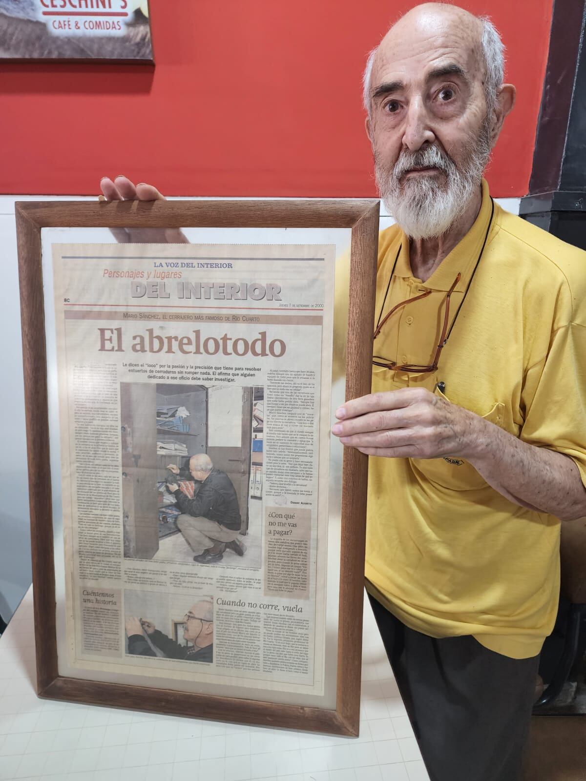 Río Cuarto. Mario Sánchez, un cerrajero con mil historias en la capital alterna (Tomy Fragueiro/La Voz).