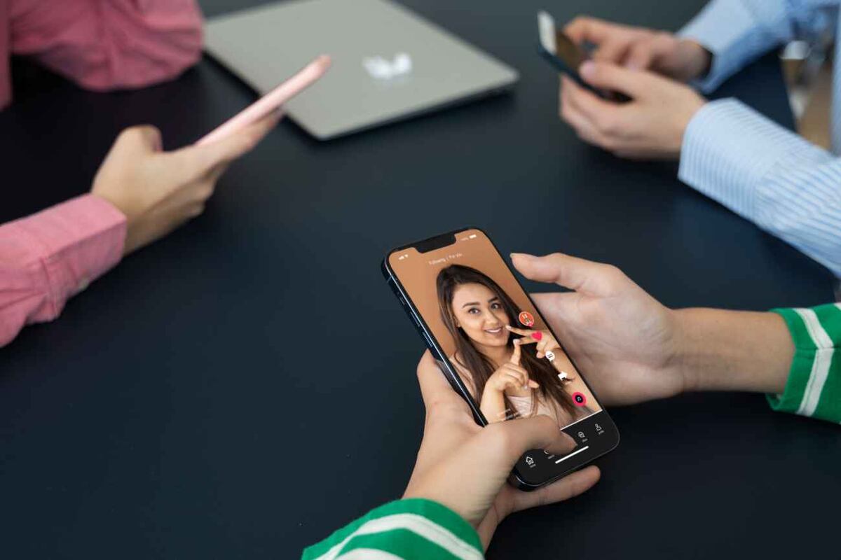 Una investigación analizó cómo los usuarios perciben su relación con Instagram y qué comportamientos pueden considerarse problemáticos. (Freepik)