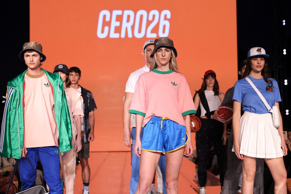 Pilusos y gorras. Foto: Paseo del Jockey.