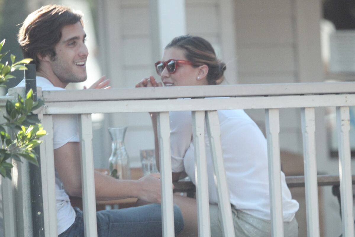 Diego Boneta y Michelle Salas, en Los Ángeles en 2013.